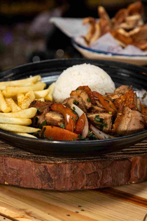 Saltado de tocino