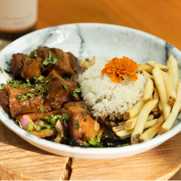 Lomo saltado